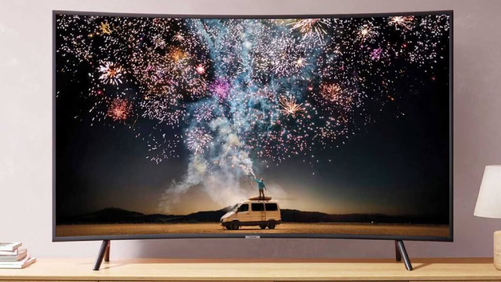Curved TVs were supposed to be the future of home entertainment — here's exactly why they disappeared