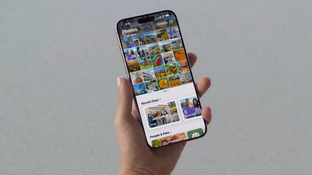 Google Photos needs an answer to Apple Photos' new reframing tool