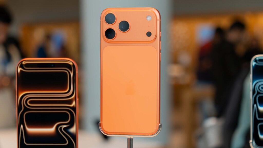 Apple's iPhone software support is putting Pixel, Galaxy to shame