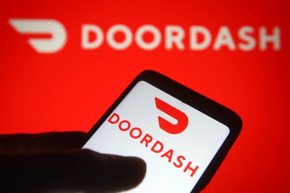 DoorDash's new AI chatbot lets you order with prompts and photos