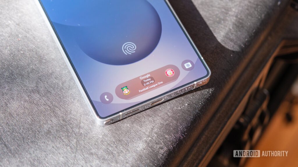 First look: Samsung adds new FIFA World Cup goal celebrations to your Galaxy phone's lock screen